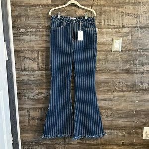 Buckle high rise, flare, size 11/12